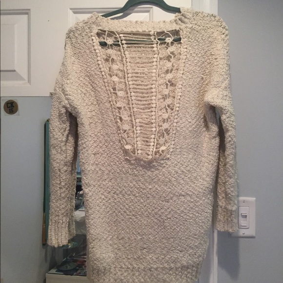 sweater - Picture 2 of 2